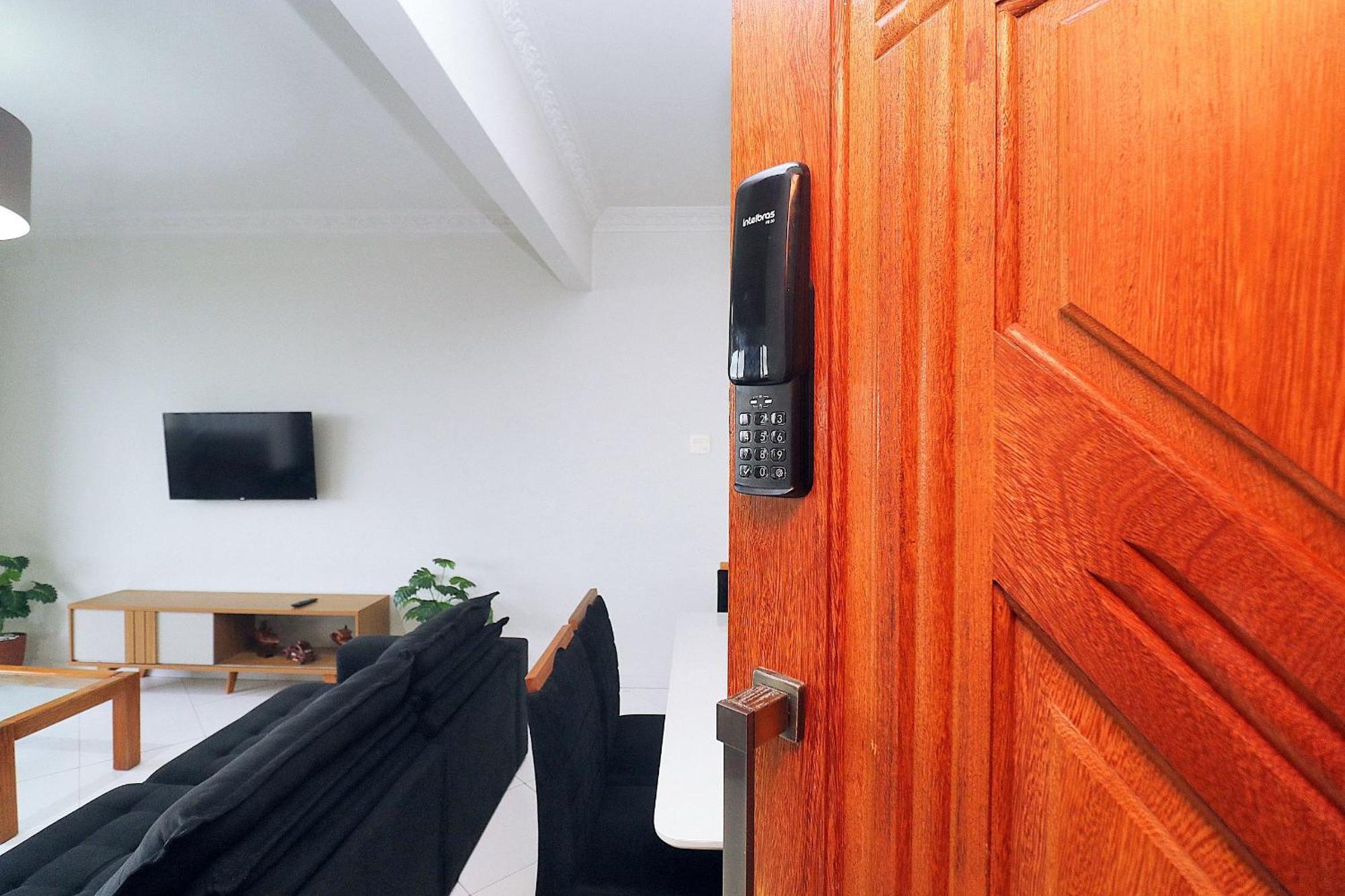 Appartement Com Vista Espetacular P/ 9 Pessoas, Frente Mar, Proximo Ao Metro.